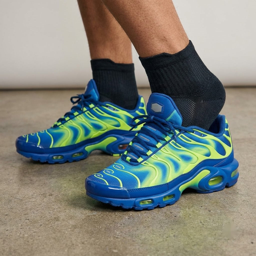 Dynamic Voltage Wave Energy Air Max Plus Shoes