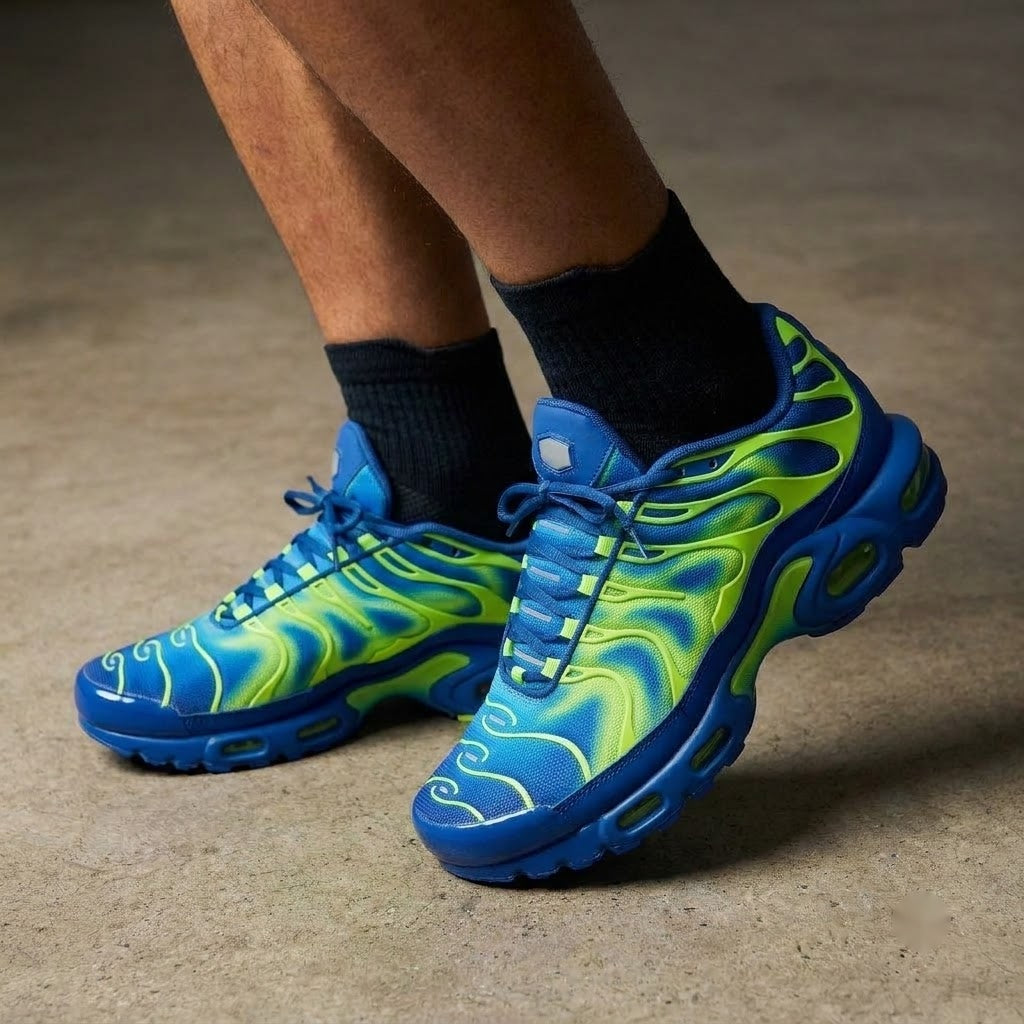 Dynamic Voltage Wave Energy Air Max Plus Shoes